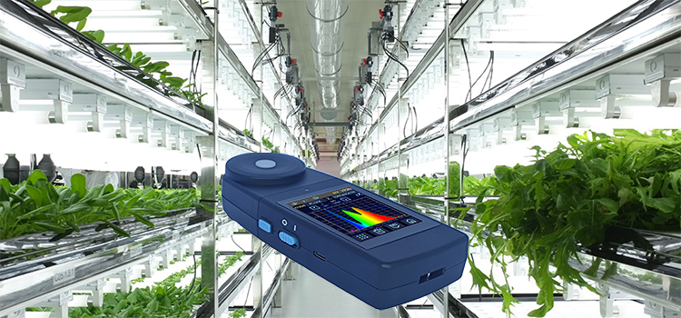 Measurement of plant photometric parameters such as photosynthetic photon flux of LED light source for plant growth